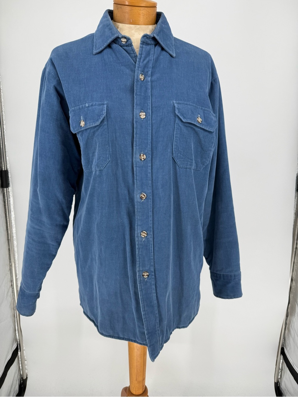 VTG Arrow Men’s Powder Blue Corduroy Button Down sz M